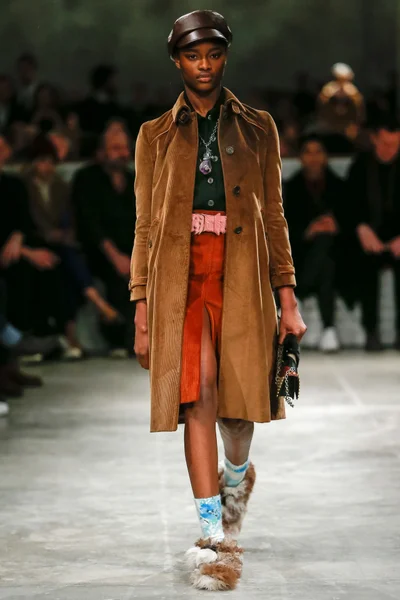 Look 20